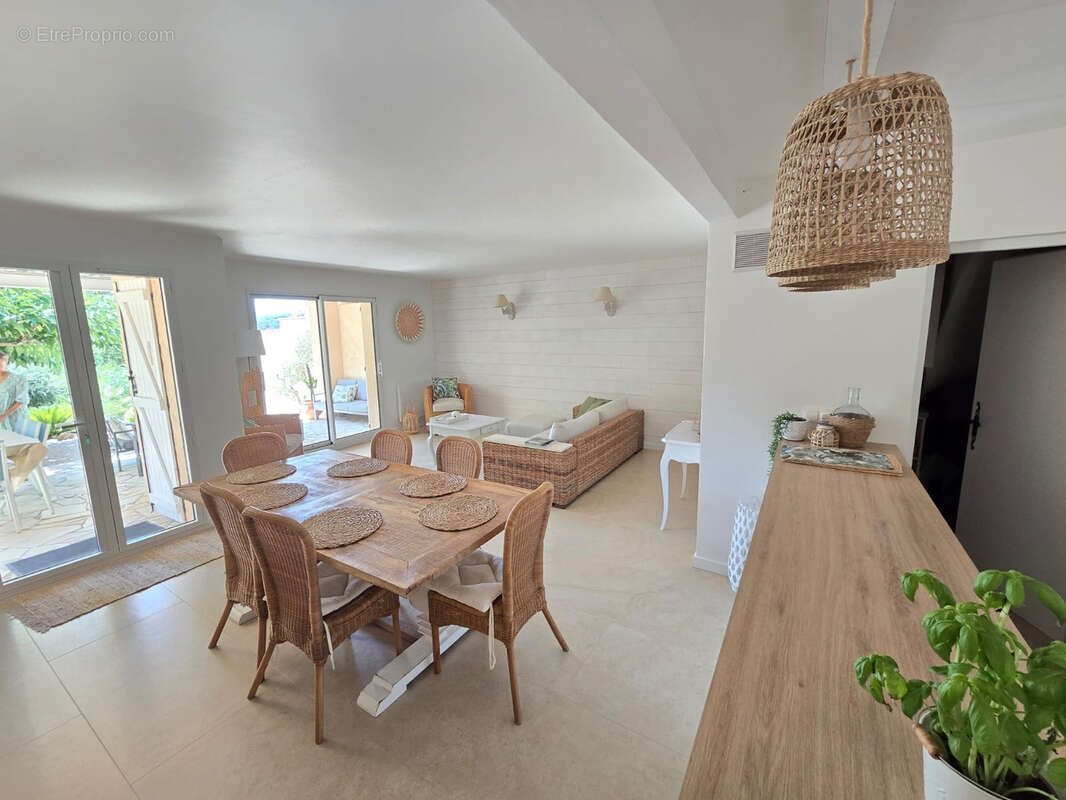 Maison à LA CROIX-VALMER