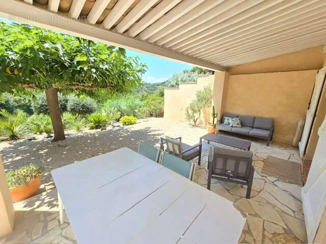 Maison à LA CROIX-VALMER