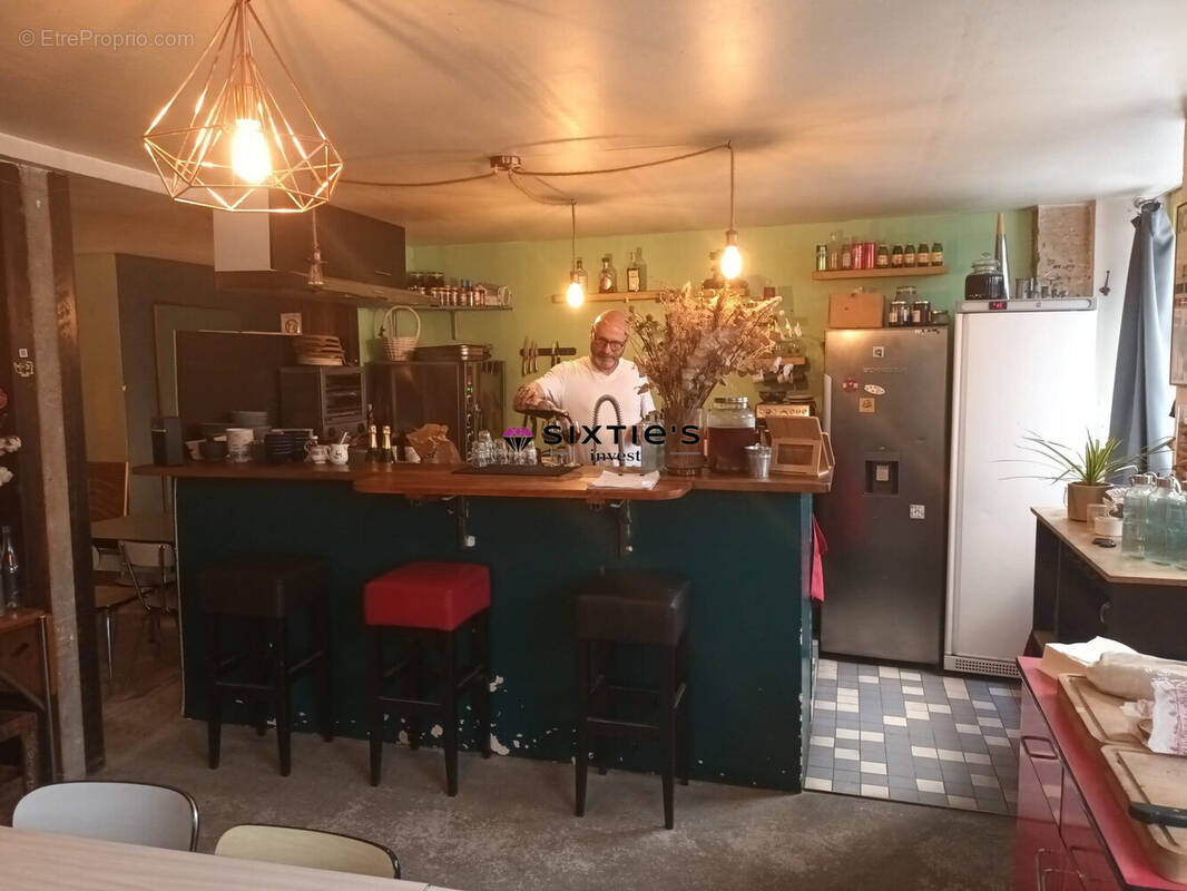 Commerce à PARIS-20E