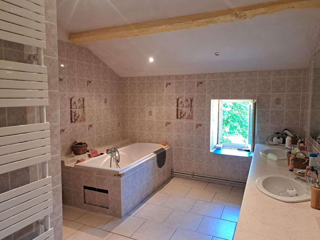 Maison à SAUVETERRE-DE-GUYENNE