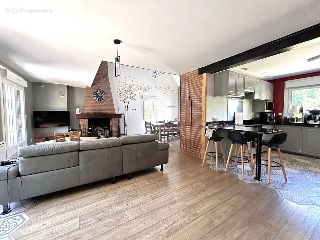 Maison à AUCHY-AU-BOIS