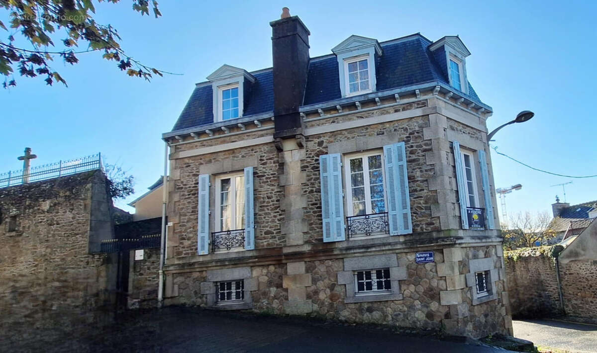Maison à LAMBALLE
