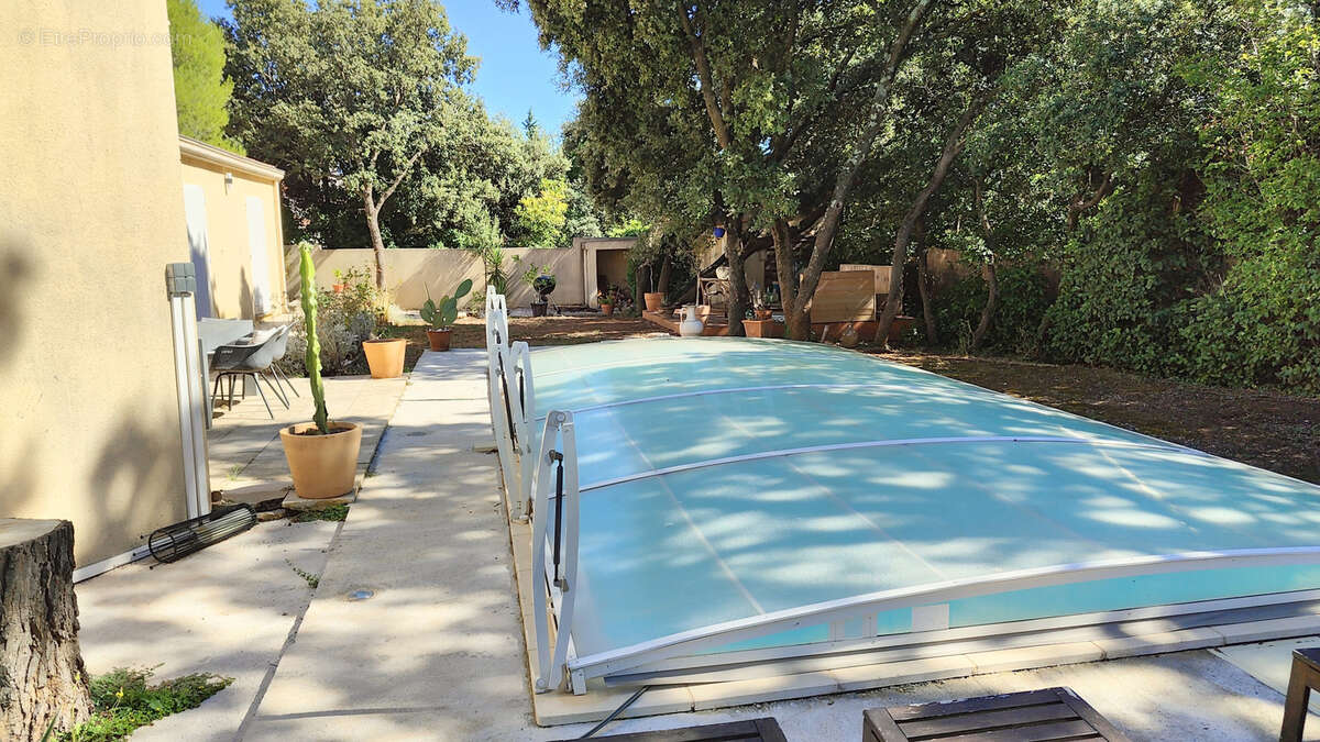 Maison à VILLENEUVE-LES-AVIGNON