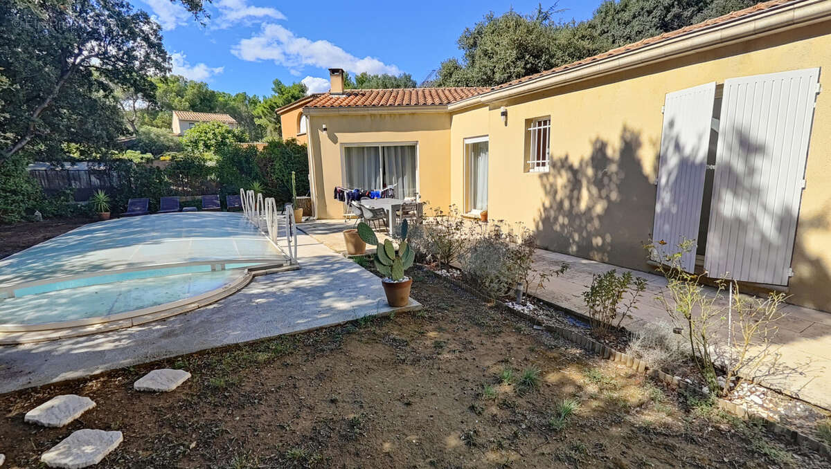 Maison à VILLENEUVE-LES-AVIGNON