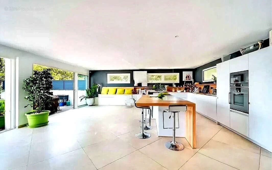 Maison à ROCHEFORT-DU-GARD