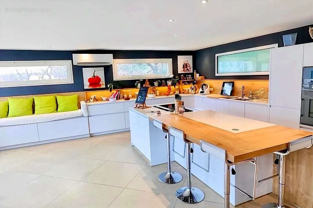 Maison à ROCHEFORT-DU-GARD