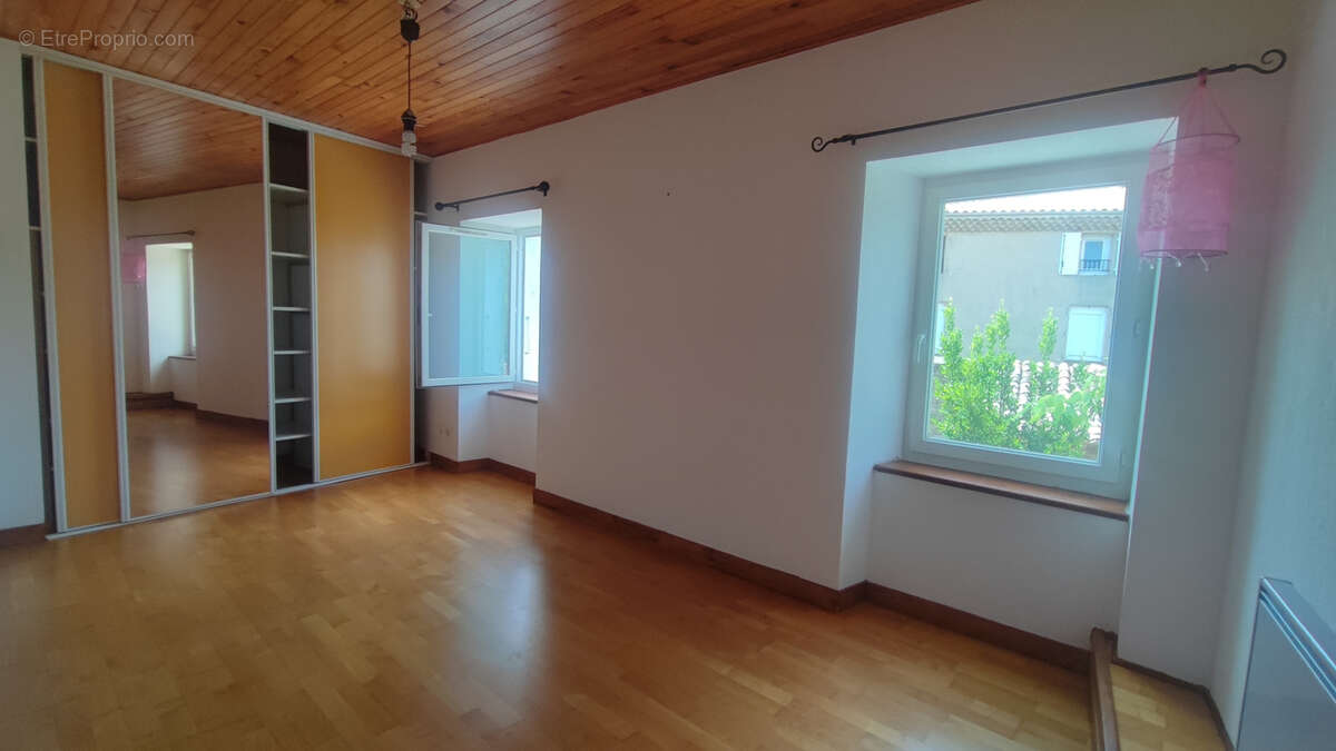 Maison à VERNOUX-EN-VIVARAIS