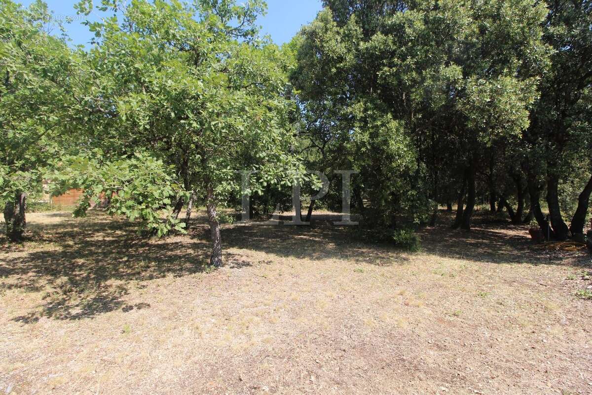 Maison à SAINT-SATURNIN-LES-APT