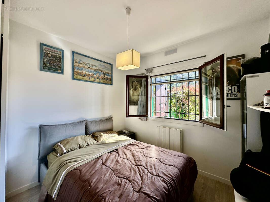 Appartement à ROQUEBRUNE-CAP-MARTIN