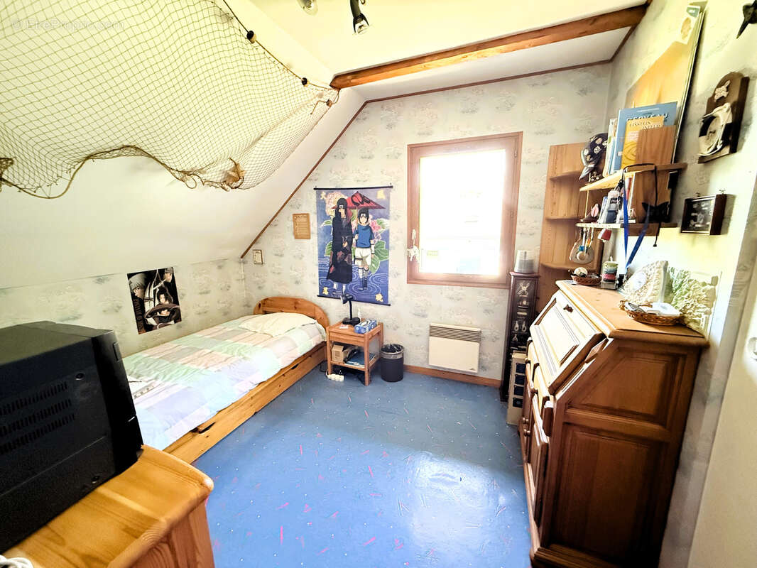 Maison à CHALLES-LES-EAUX