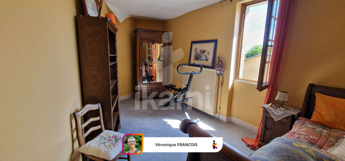 Maison à LIORAC-SUR-LOUYRE