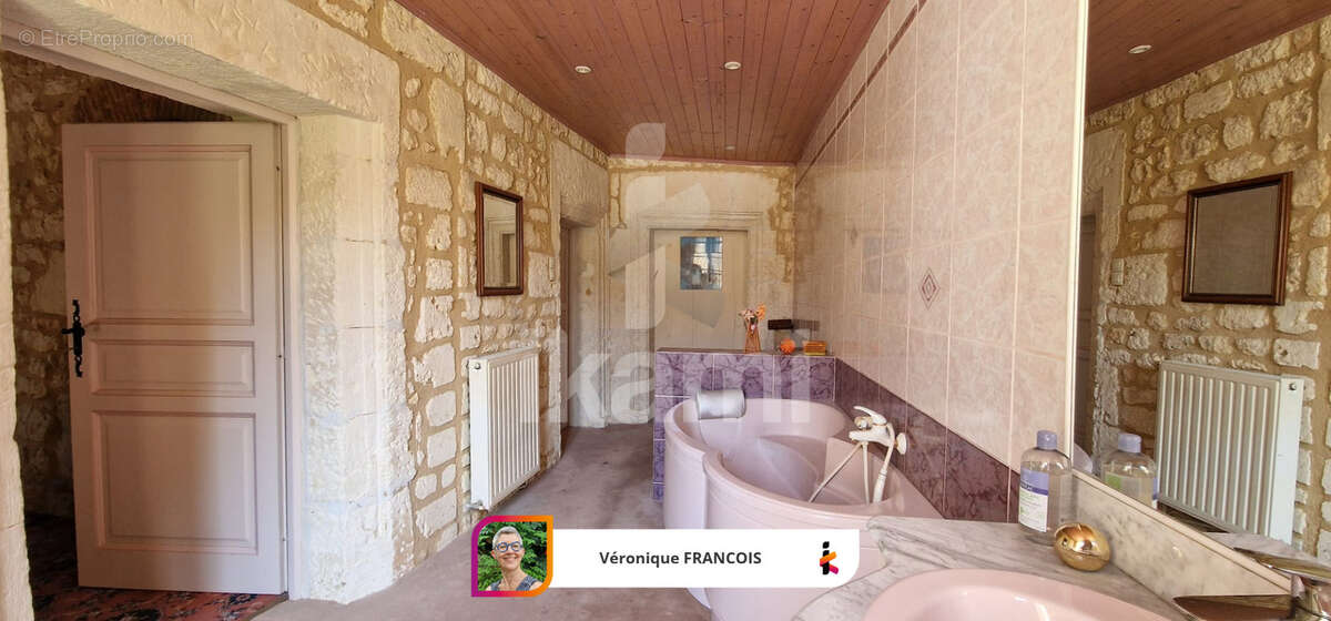 Maison à LIORAC-SUR-LOUYRE