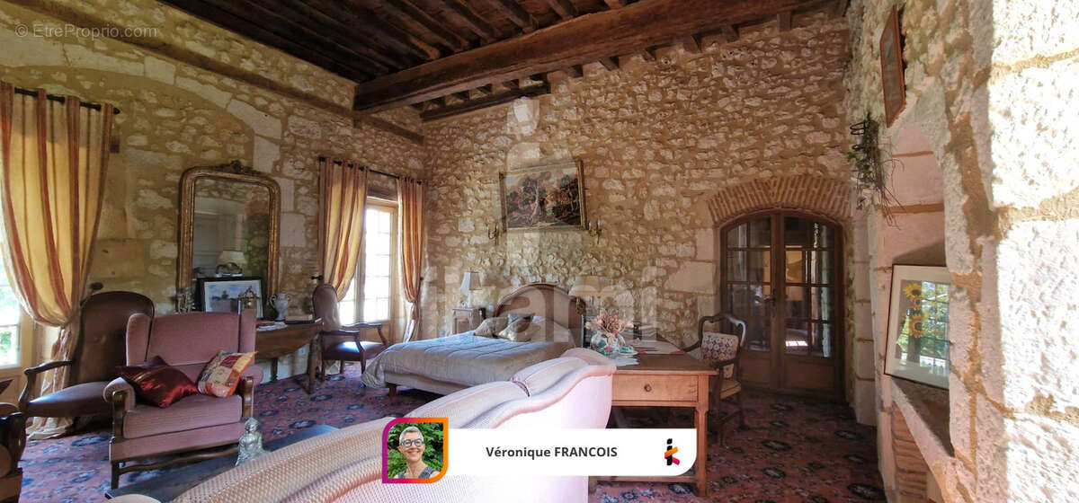 Maison à LIORAC-SUR-LOUYRE