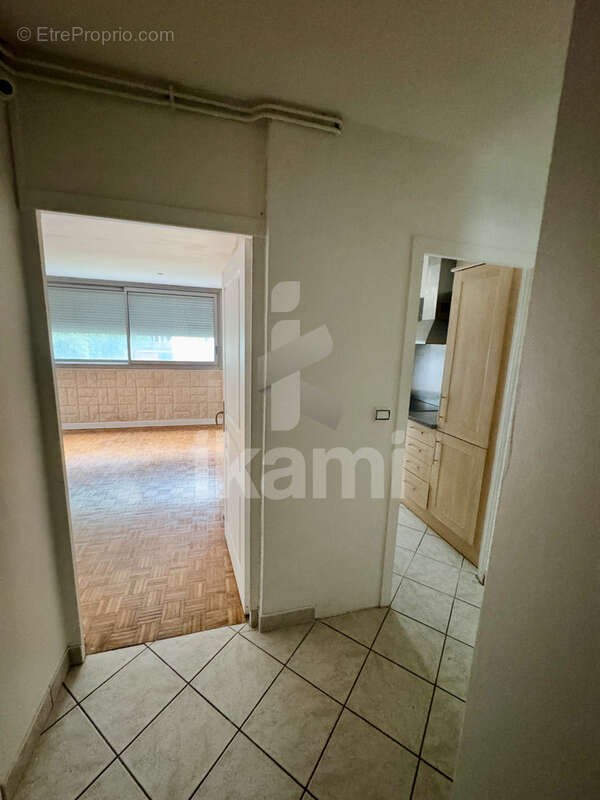 Appartement à LE BLANC-MESNIL