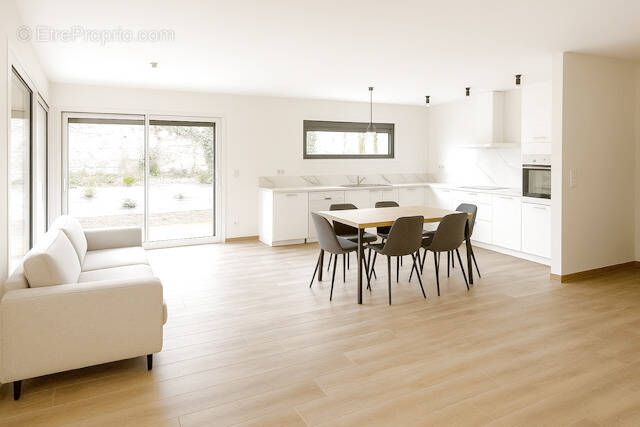 Maison à XERMAMENIL