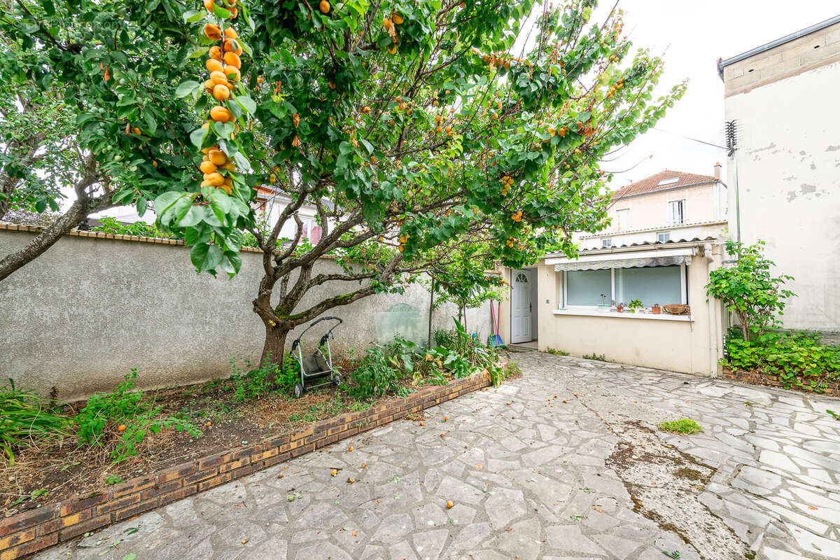 Maison à CHAMPIGNY-SUR-MARNE