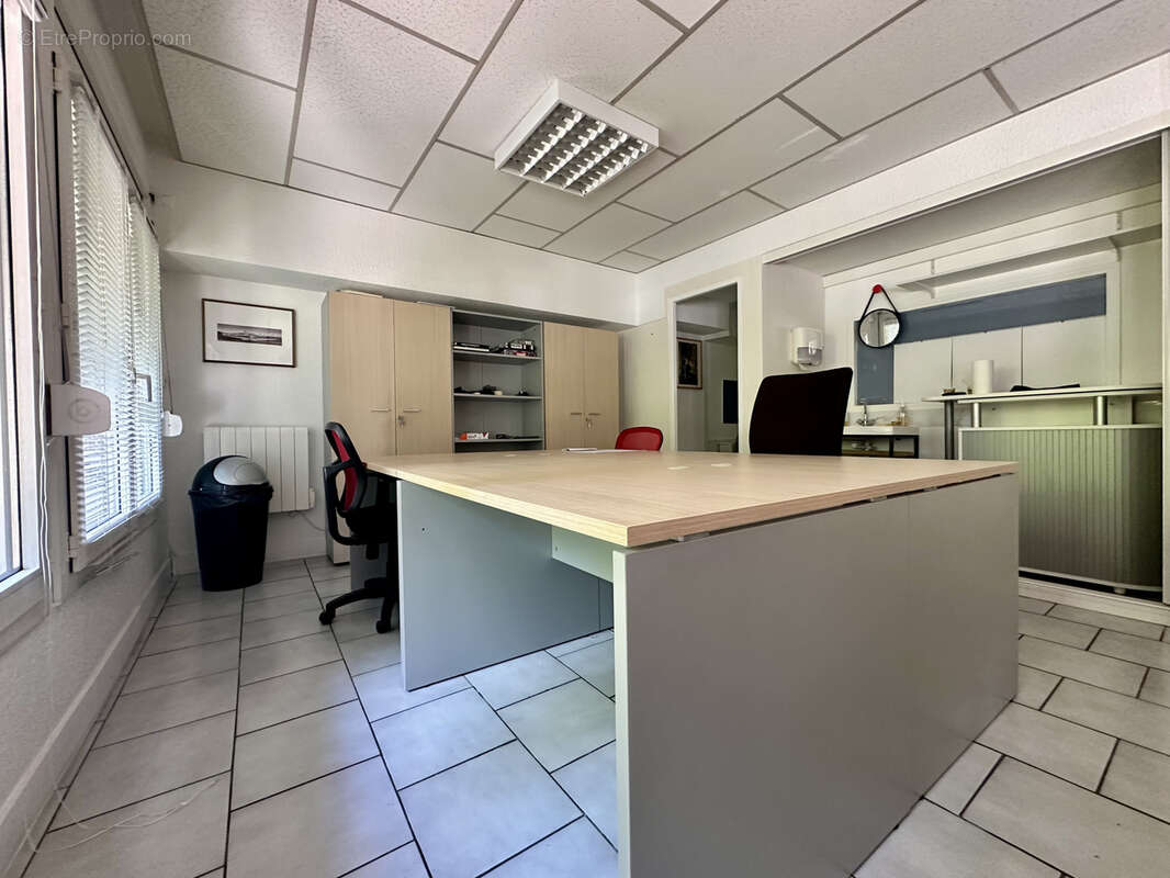 Autre à CLERMONT-FERRAND