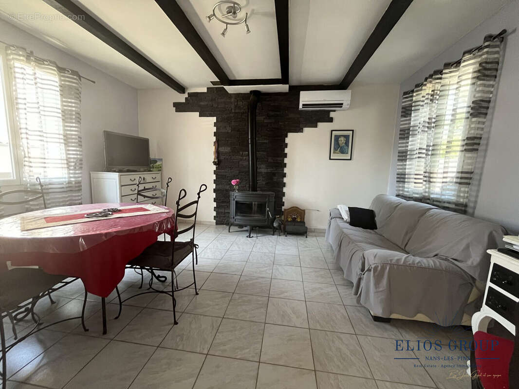 Maison à NANS-LES-PINS