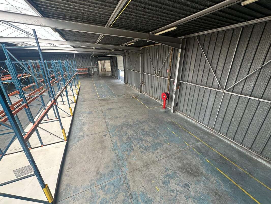 Commerce à LA CHAPELLE-D&#039;ARMENTIERES