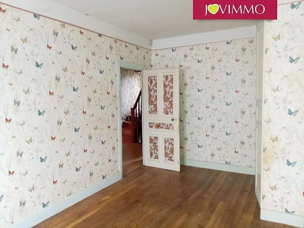 Maison à SAINT-GEORGES-DE-MONS