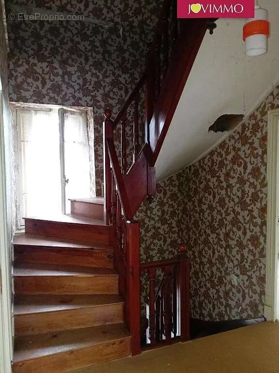 Maison à SAINT-GEORGES-DE-MONS