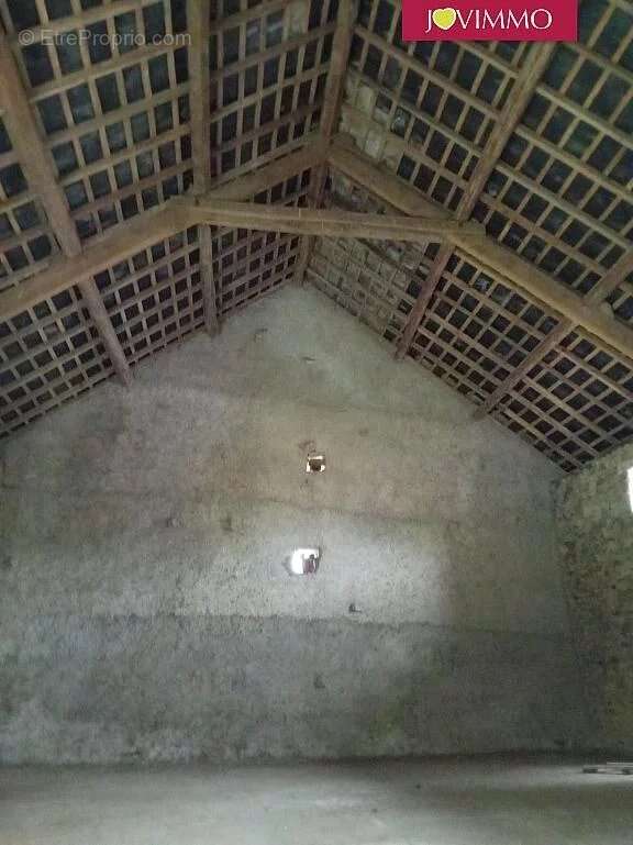 Maison à SAINT-GEORGES-DE-MONS