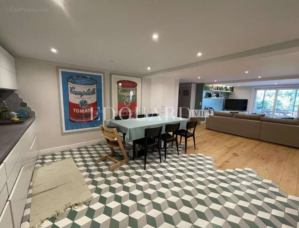 Appartement à MENTON