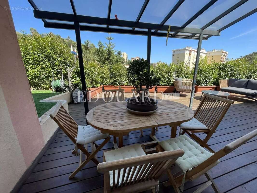 Appartement à MENTON