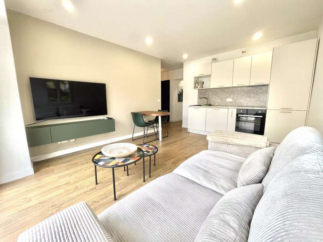 Appartement à LE CANNET