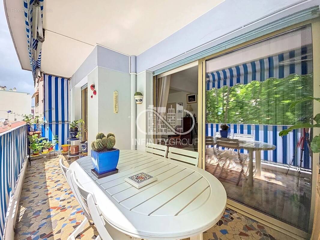 Appartement à CAGNES-SUR-MER