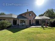 Maison à MESLAY-DU-MAINE