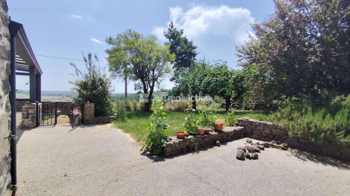 Maison à FREYSSENET