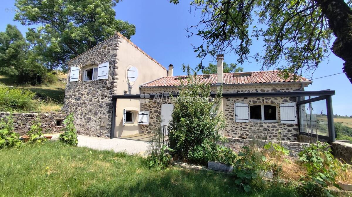 Maison à FREYSSENET