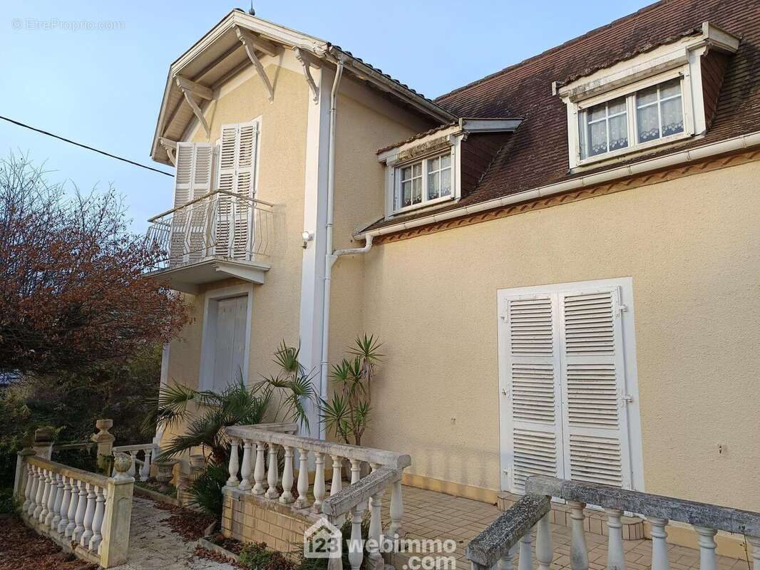 Maison à MORLANNE