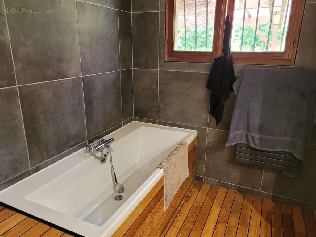 Maison à LAMOTTE-BREBIERE