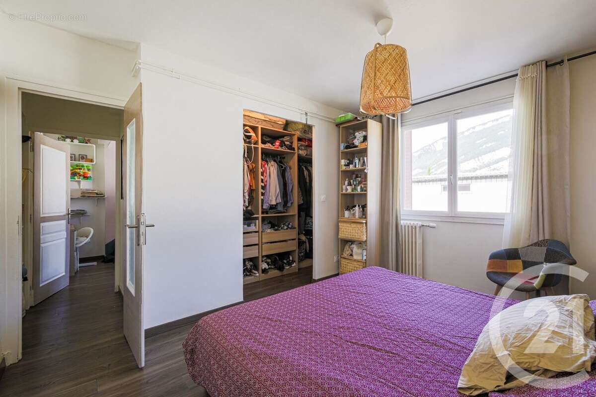 Appartement à SAINT-EGREVE