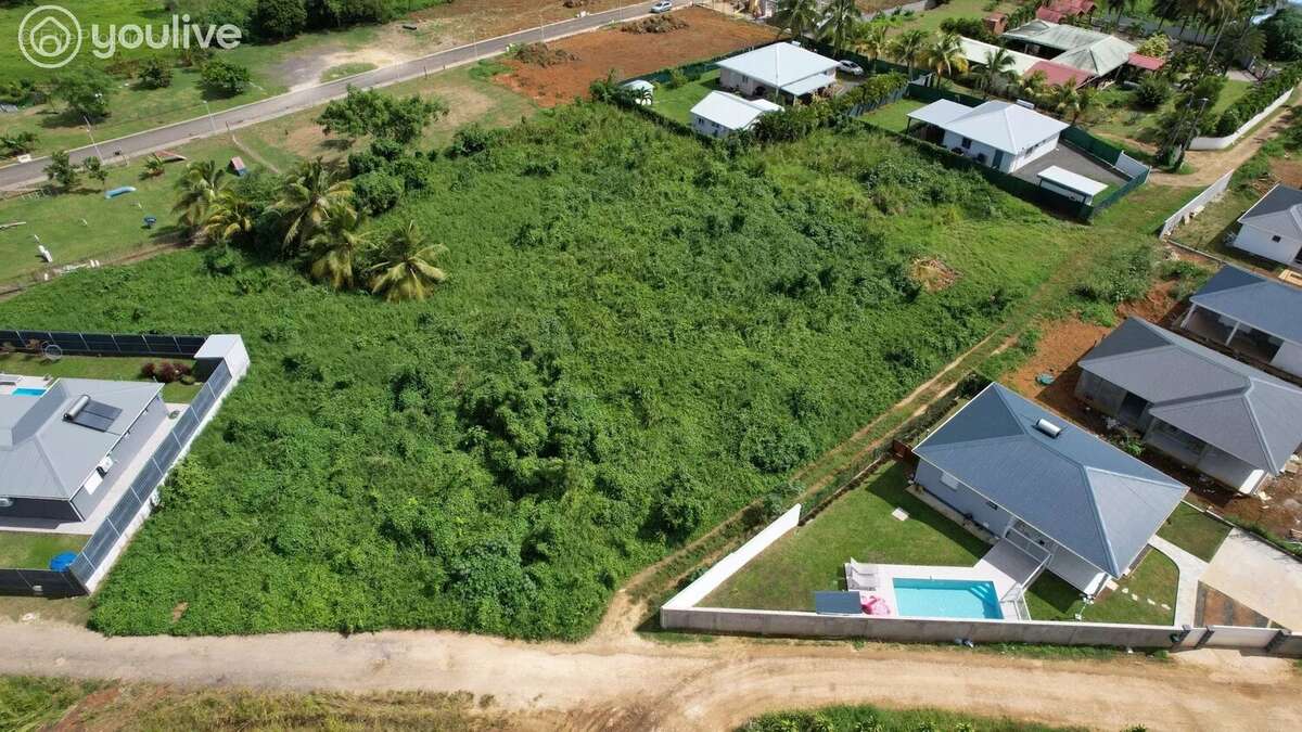 Appartement à BAIE-MAHAULT