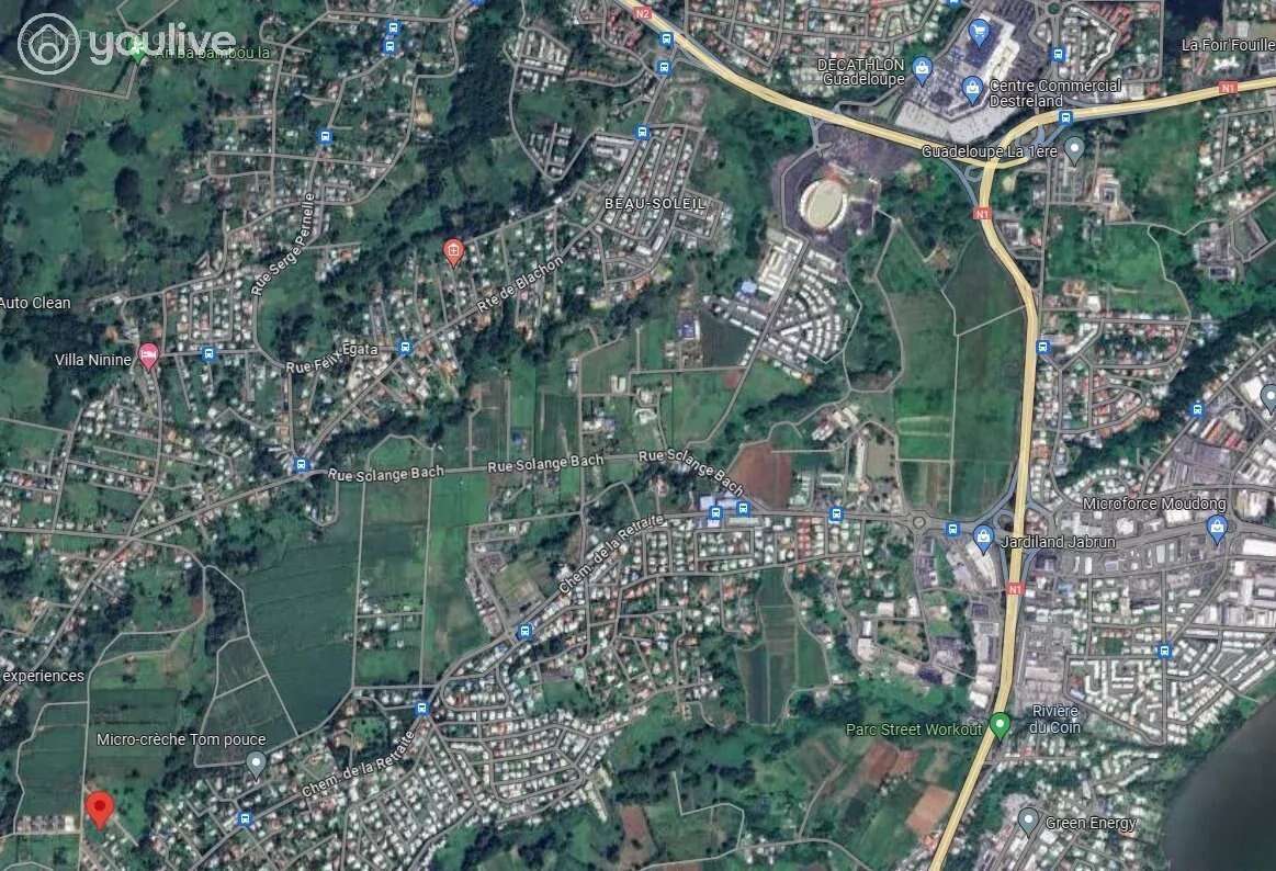 Maison à BAIE-MAHAULT