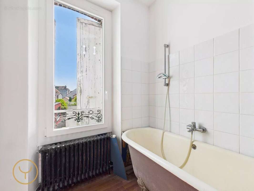 Maison à ROMILLY-SUR-SEINE