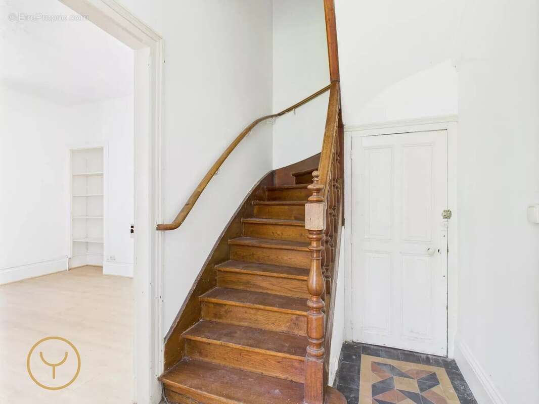 Maison à ROMILLY-SUR-SEINE