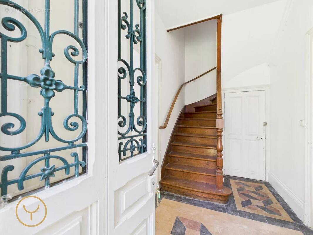 Maison à ROMILLY-SUR-SEINE