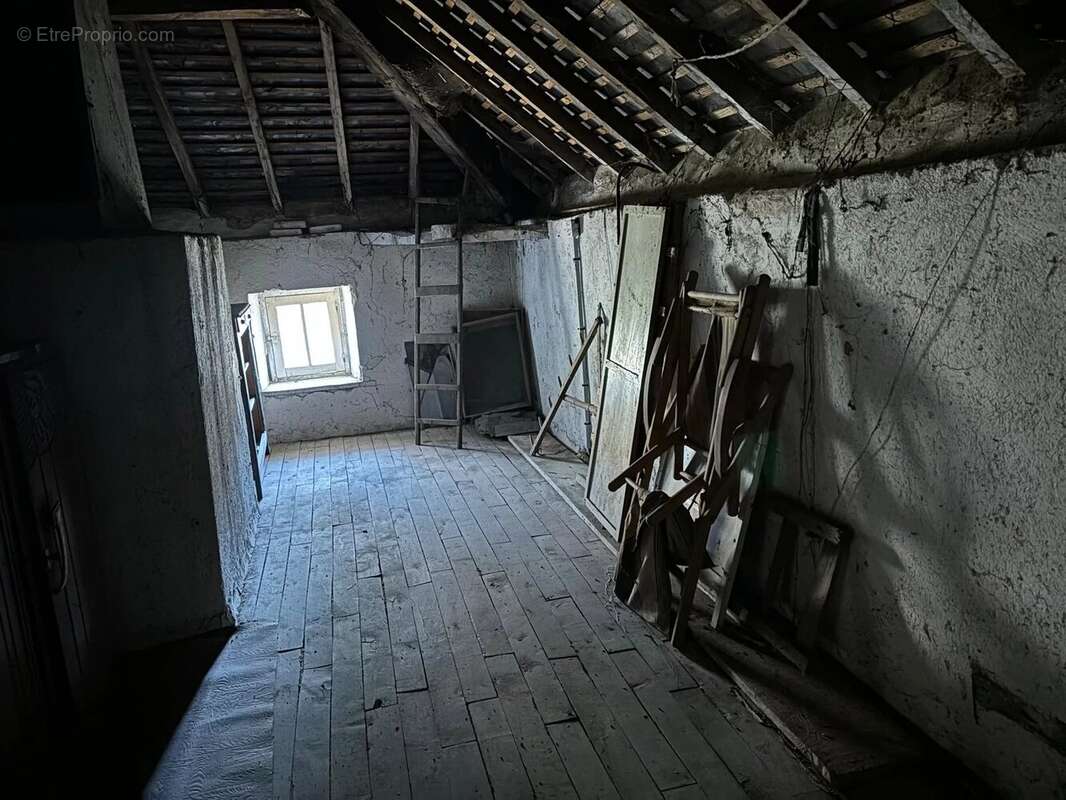 Appartement à BOURGANEUF