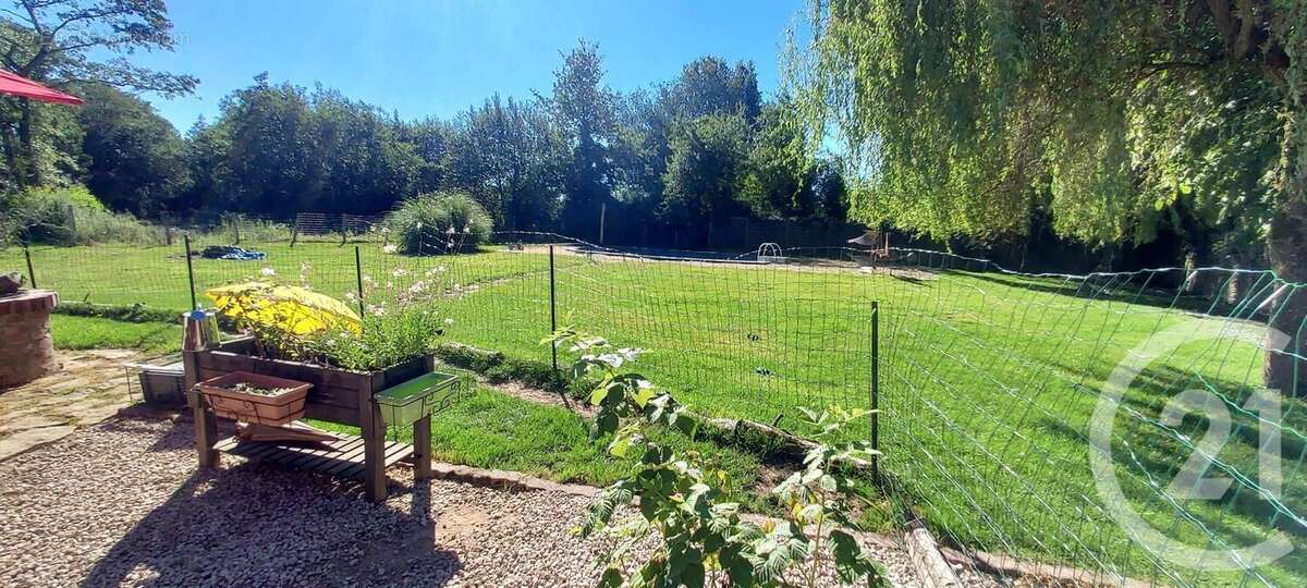 Maison à MENETREUIL