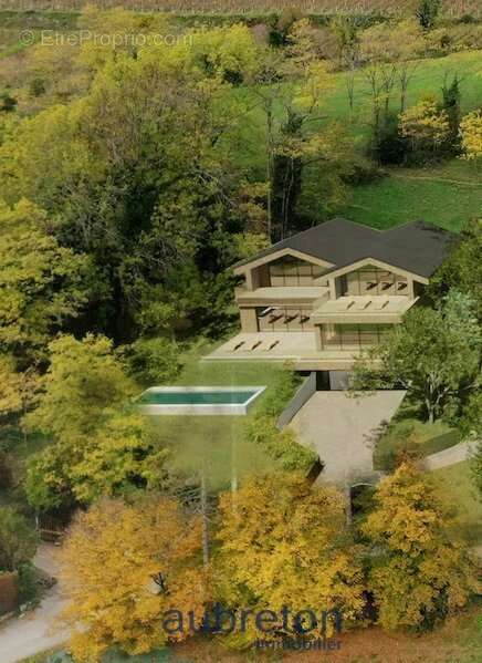 Terrain à SAINT-ALBAN-LEYSSE