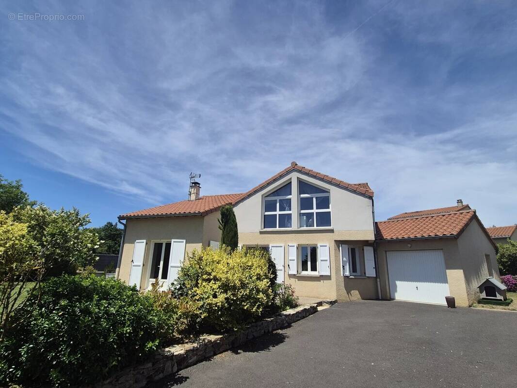 Maison à CHASPINHAC