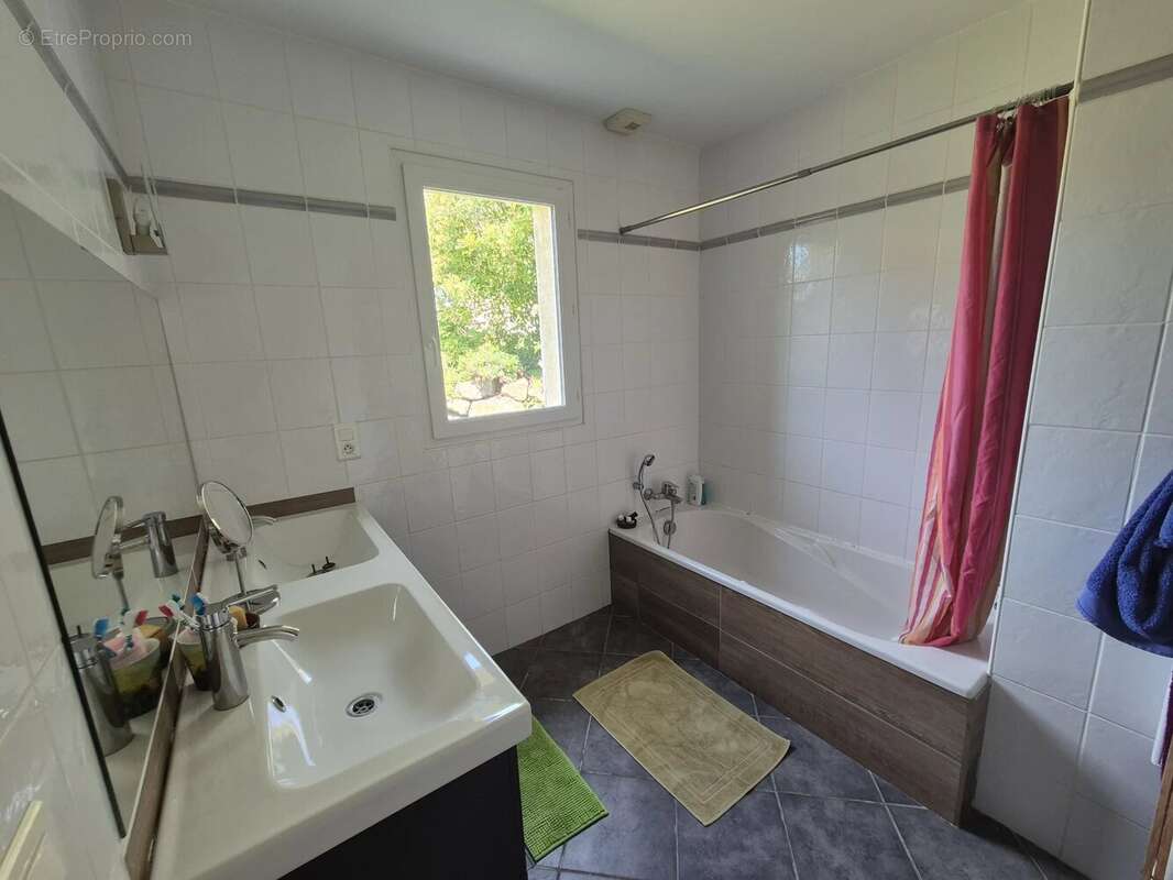 Maison à CHASPINHAC