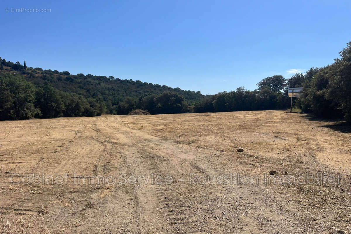Terrain à VIVES