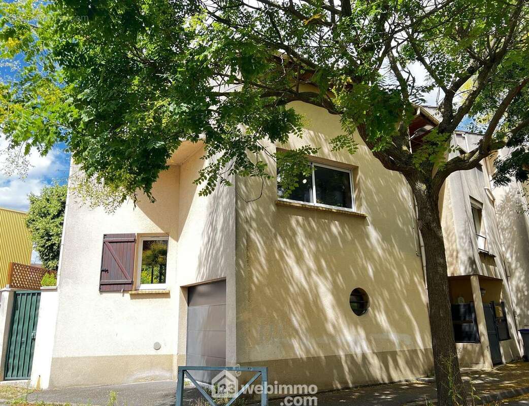 Maison de 1993, - Maison à CHOISY-LE-ROI