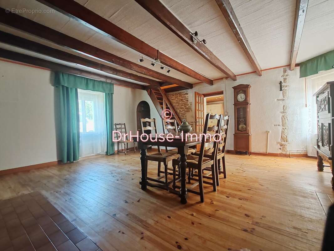 Maison à LA TAILLEE