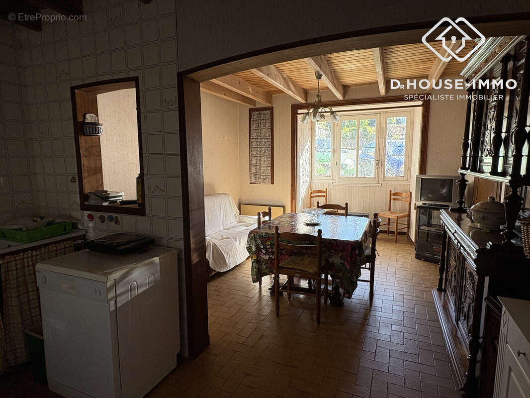 Maison à MILHAC-DE-NONTRON